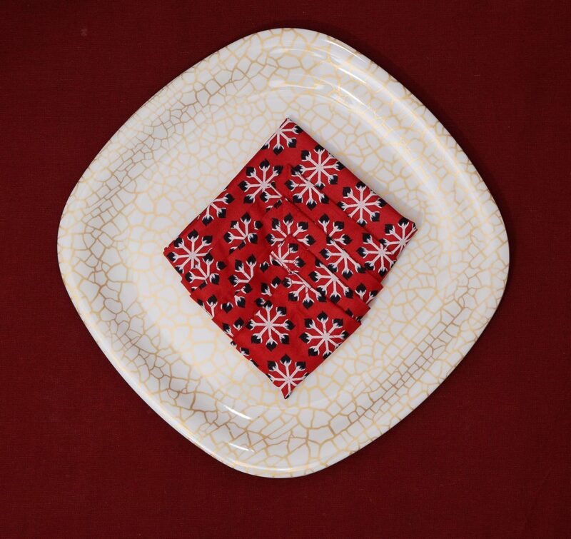 Glus Premium Linen Dining Table Napkins Set of 6, Snowflakes - Image 2